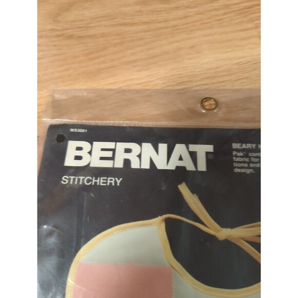 Bernat Stitchery Beary Hungry Baby Bib Screened Crosstitch Kit S03001 DMC Floss - Picture 3 of 7